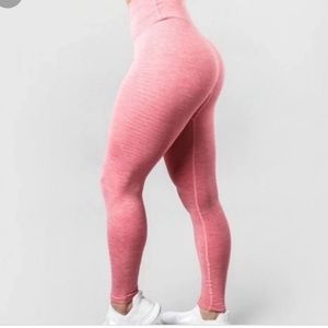 Alphalete Halo Leggings in Rose Pink